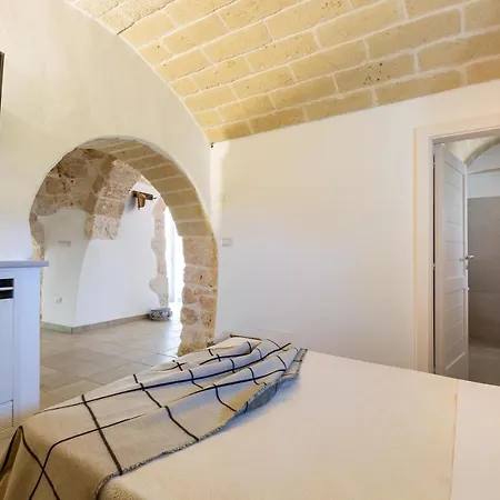 Trulli Biancapetra By Perle Di Puglia * Francavilla Fontana